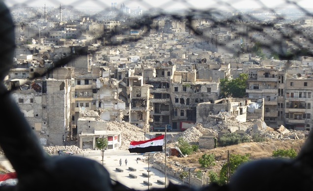 Zerstörte Stadt: Blick von der Zitadelle auf den Osten Aleppos